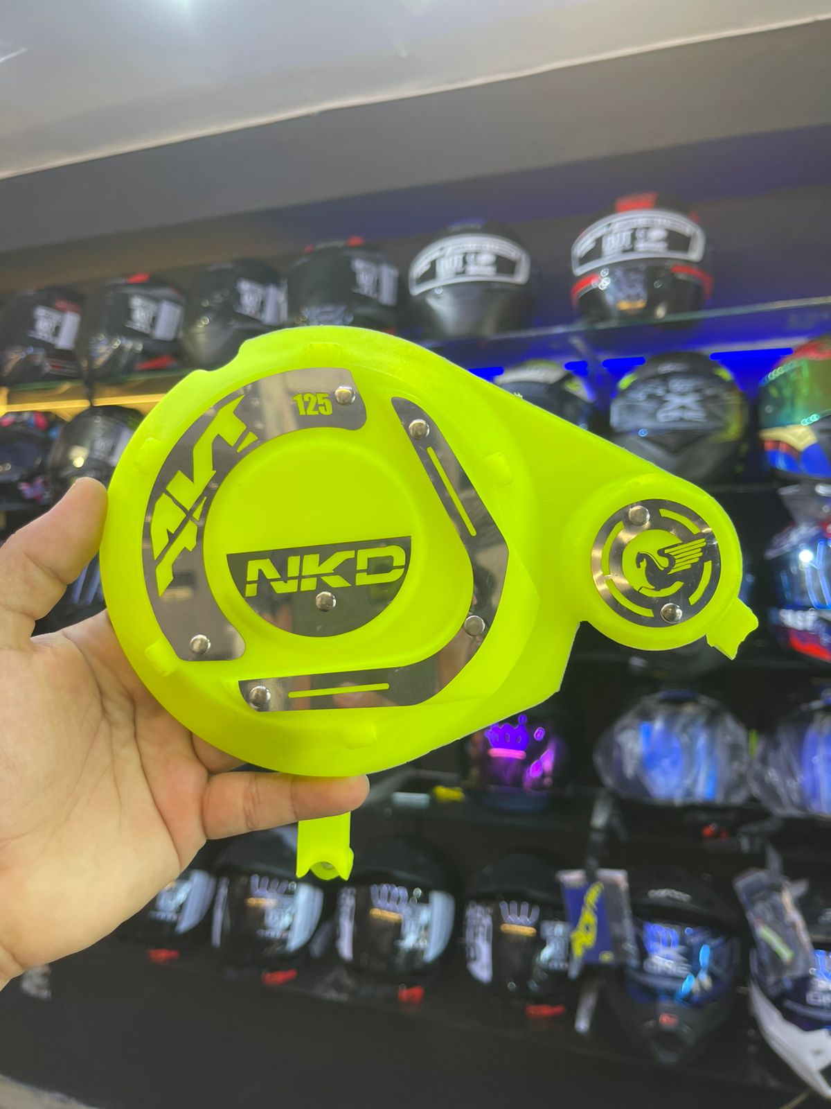 Kit Tapa Motor AKT NKD 125 gris - vista frontal